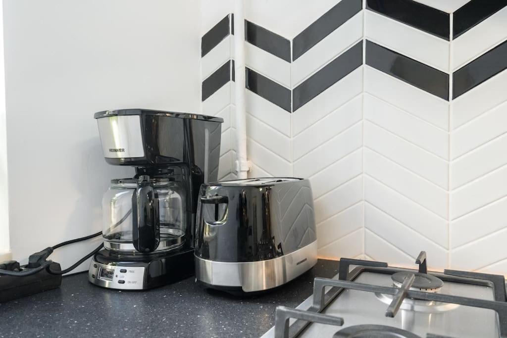 Exquisite Art Deco 2Br Apartment Prime Location ブカレスト エクステリア 写真