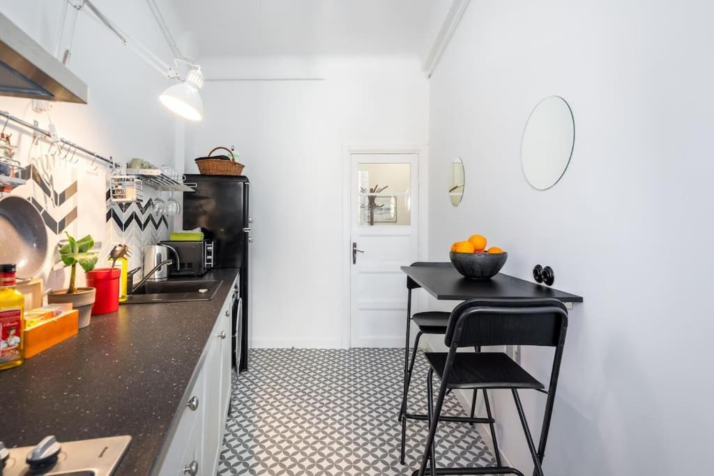 Exquisite Art Deco 2Br Apartment Prime Location ブカレスト エクステリア 写真